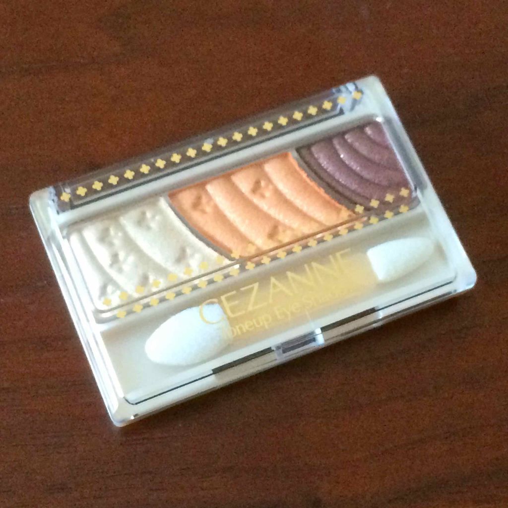 トーンアップアイシャドウ/CEZANNE/アイシャドウパレットを使ったクチコミ(1枚目)