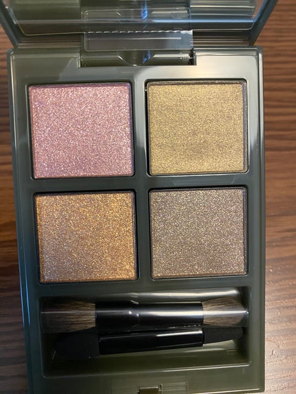 アディクション ホリデーアディクション アイシャドウ パレット + “スルー ザ グラス”/ADDICTION/アイシャドウパレットを使ったクチコミ(4枚目)