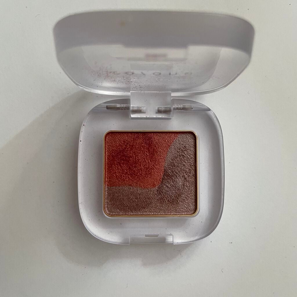 muk on LIPS 「to/oneペダルフロートアイシャドウ💠02スウィートメープル..」(1枚目)