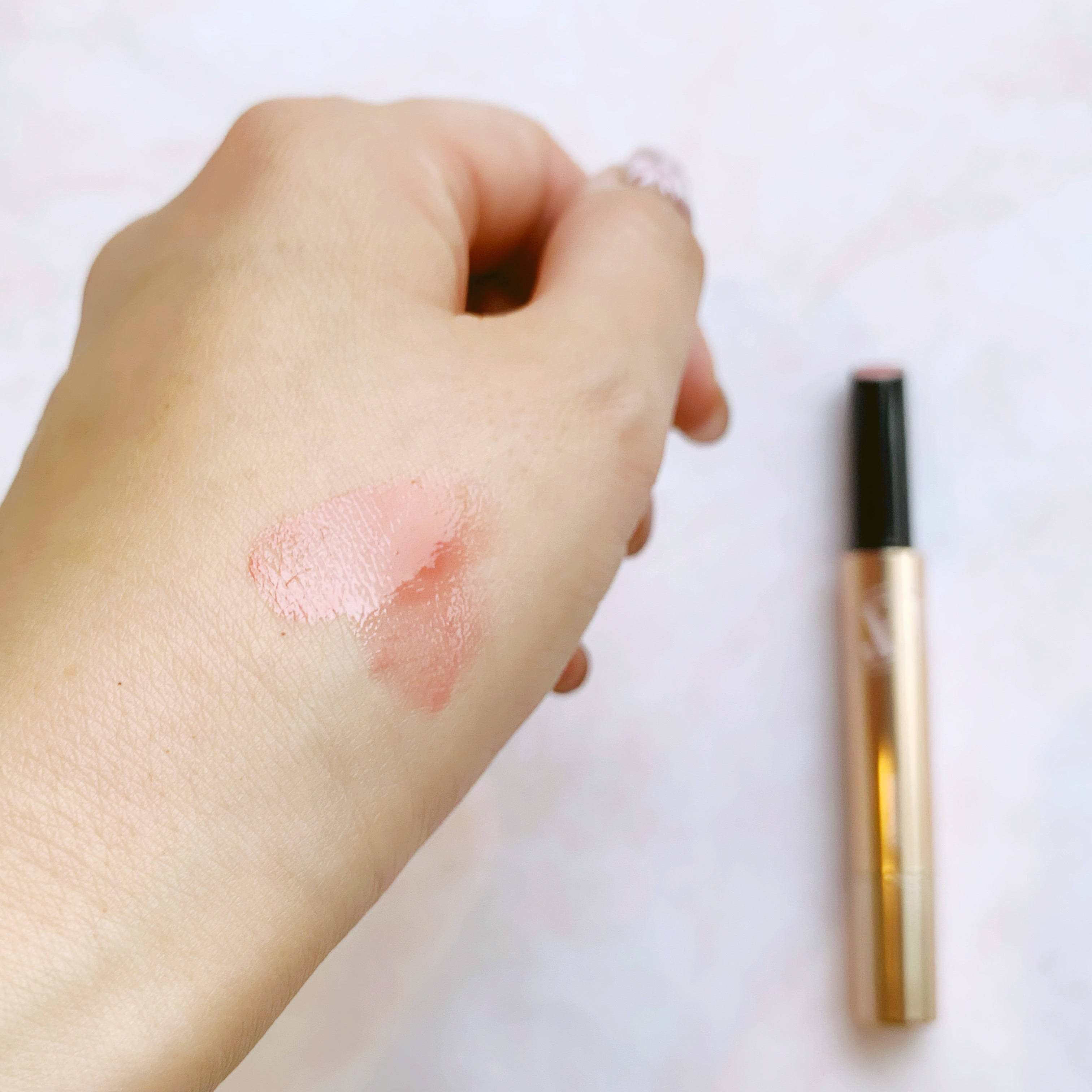 ゲットイットティントグレーズバーム 01 ローズピューレ/TONYMOLY/リップティントを使ったクチコミ（3枚目）