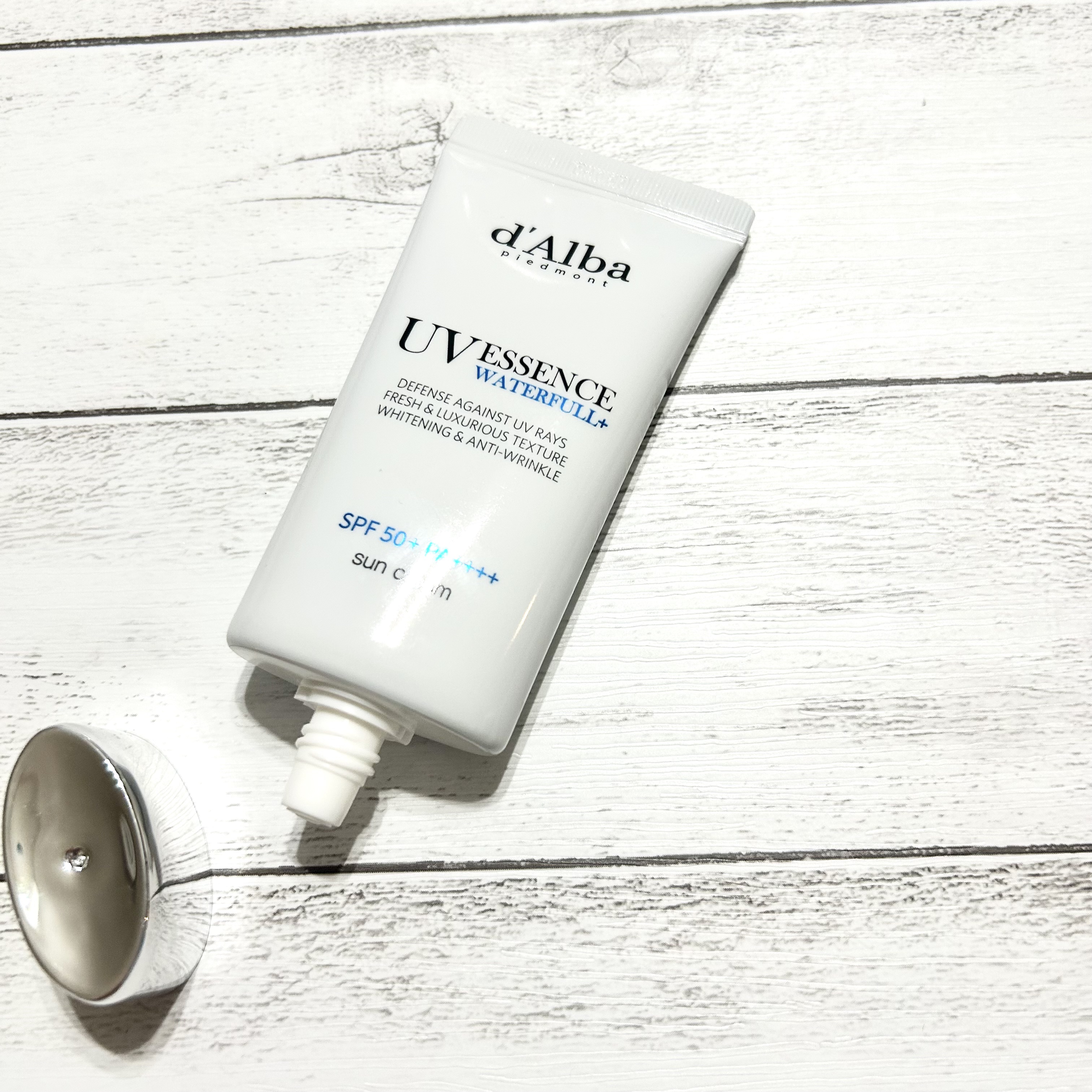 ダルバ ウォータフル エッセンス サンクリーム/ダルバ/日焼け止めクリームを使ったクチコミ（2枚目）