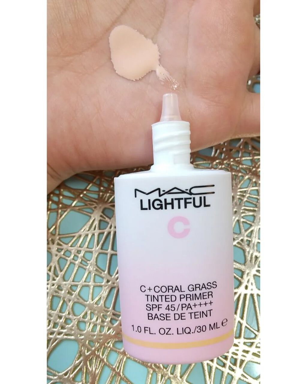 ライトフル Ｃ＋ティンティッド プライマーSPF45(PA++++)/M・A・C/化粧下地を使ったクチコミ（2枚目）
