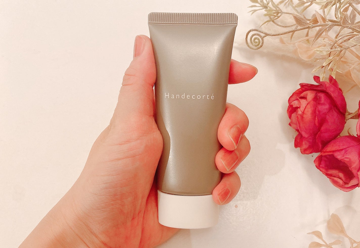 ハンデコルテ/キユートピア/ネック・デコルテケアを使ったクチコミ(4枚目)