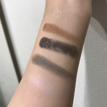 Super Shock Shadow/ColourPop/パウダーアイシャドウを使ったクチコミ（2枚目）