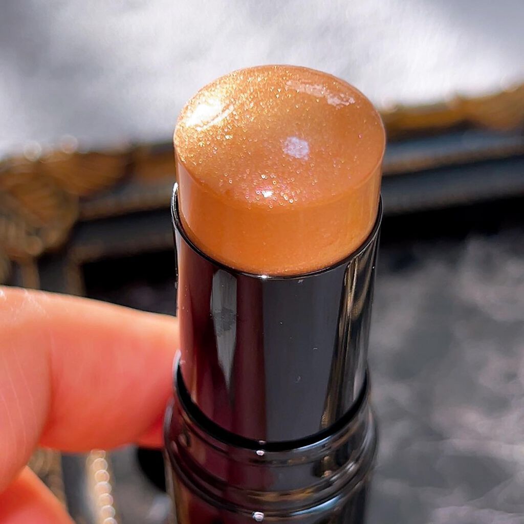 ボーム エサンシエル/CHANEL/スティックハイライトを使ったクチコミ(3枚目)