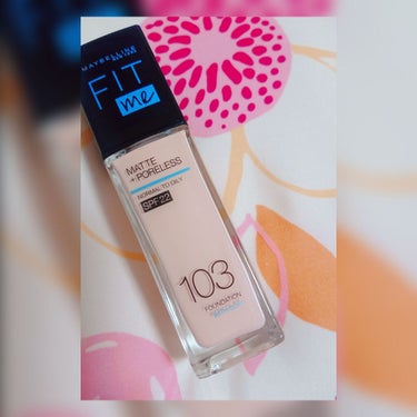 MAYBELLINE NEW YORK フィットミー リキッドファンデーション Rのクチコミ「初めてメイビリンのファンデーションを飼ってみました

色展開がたくさんあって、どの色にしたら良.....」（1枚目）