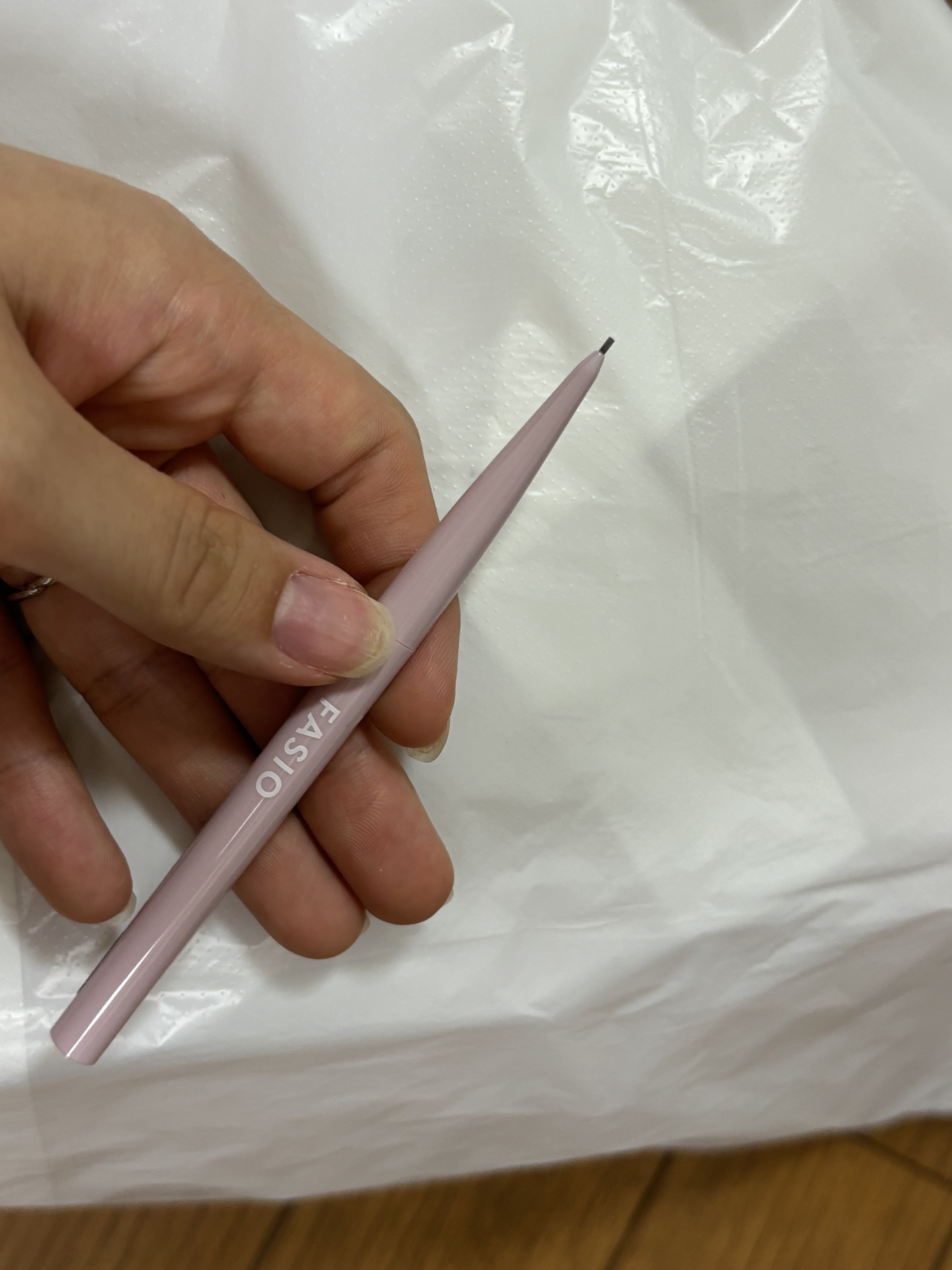 ウォータープルーフ アイブロウ(超極細芯)/FASIO/アイブロウペンシルを使ったクチコミ（2枚目）