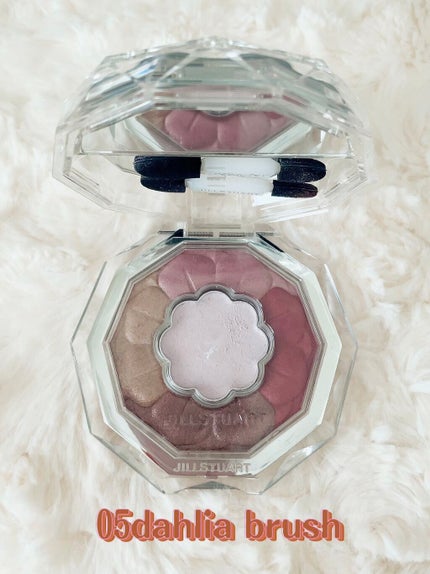 ジルスチュアート ブルームクチュール アイズ/JILL STUART/アイシャドウパレットを使ったクチコミ(4枚目)