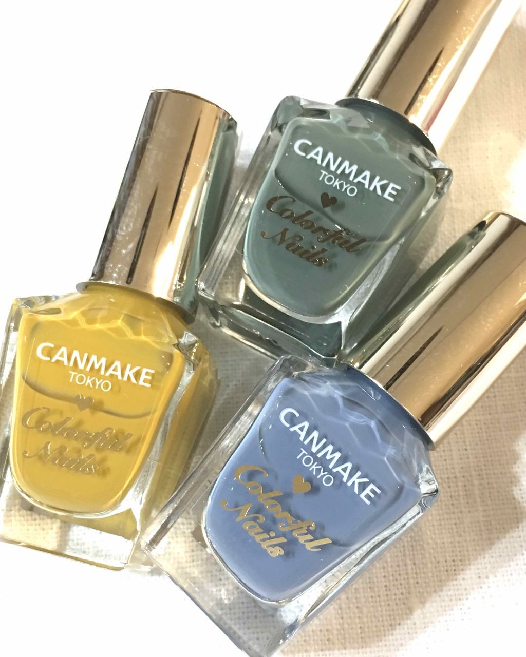 カラフルネイルズ/キャンメイク/マニキュアを使ったクチコミ（3枚目）