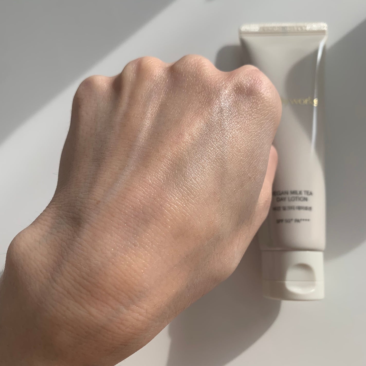 ヴィーガンミルクティーデイローション/simply works/乳液を使ったクチコミ(3枚目)