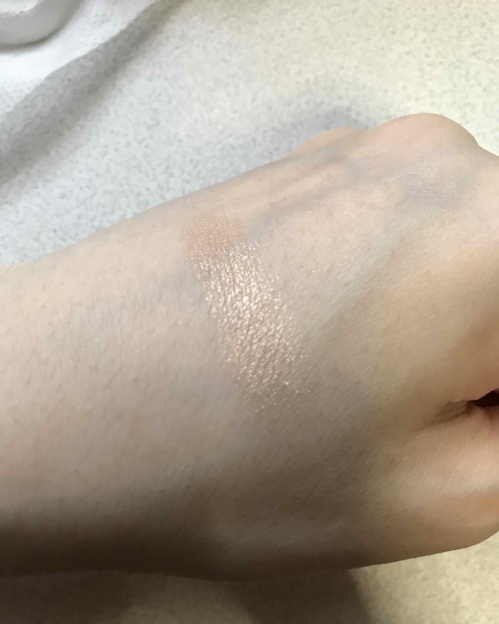ブライトアップアイシャドウ/media/単色アイシャドウを使ったクチコミ（3枚目）