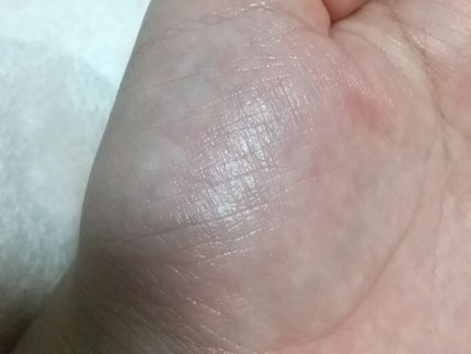 ボディエマルション モイスト&トリート/パンセ ド ブーケ/ボディローションを使ったクチコミ(5枚目)