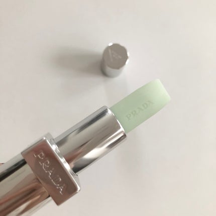 リップ バーム オプティマイジング ケア/PRADA BEAUTY/リップバームを使ったクチコミ(4枚目)