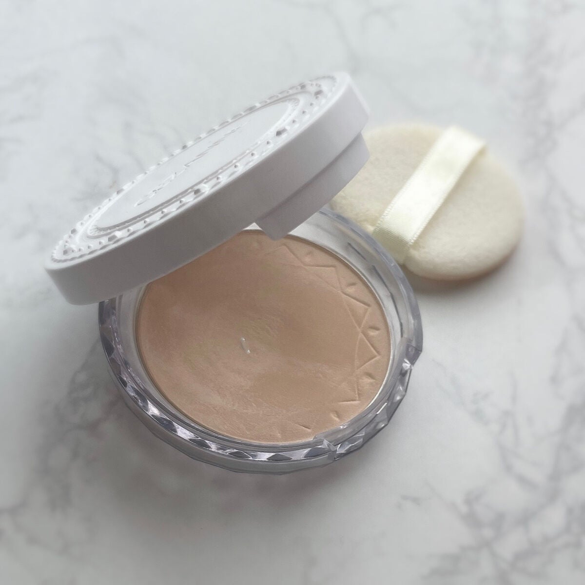 UVクリアフェイスパウダー/CEZANNE/プレストパウダーを使ったクチコミ(7枚目)