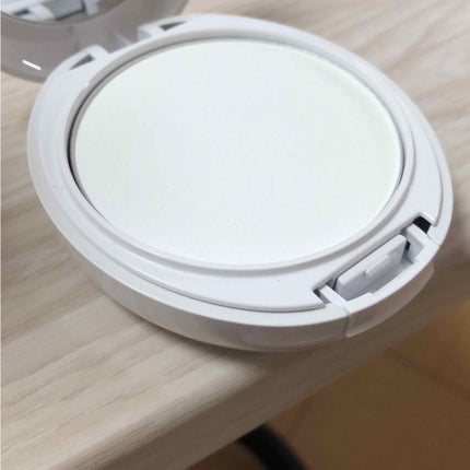 ステージ パフォーマー インビジブル パウダー/shu uemura/プレストパウダーを使ったクチコミ(2枚目)