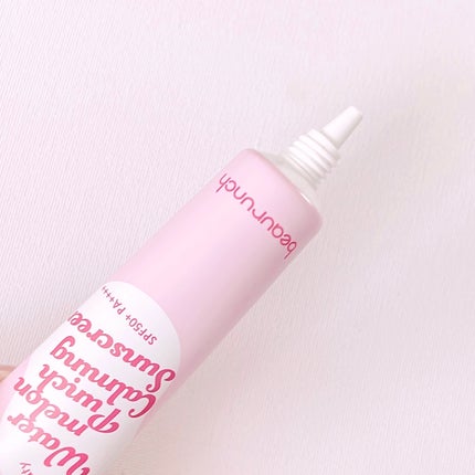 ウォーターメロン パンチ カミング サンスクリーン / スイカサンクリーム / SPF 50+ PA++++ /ビューランチ/日焼け止めクリームを使ったクチコミ(5枚目)