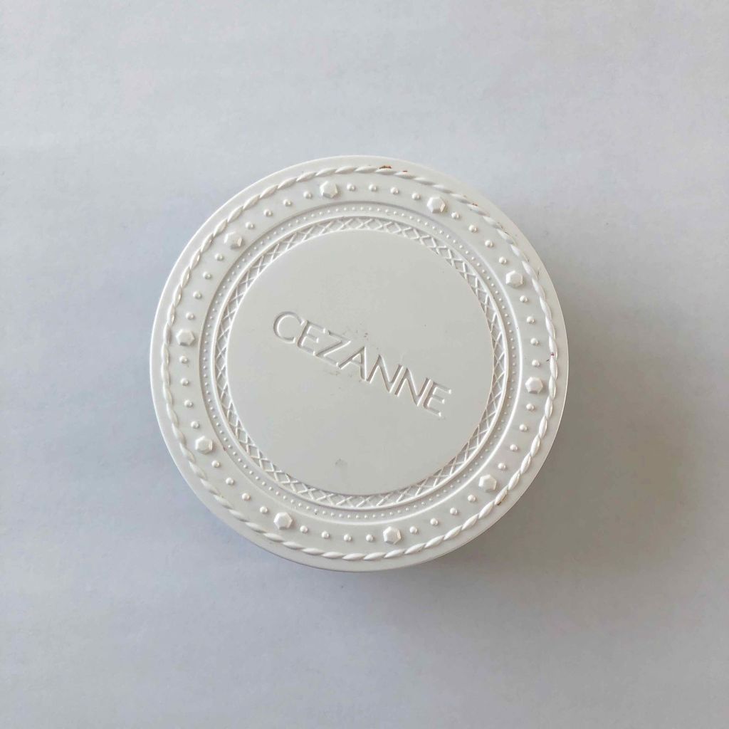 UVクリアフェイスパウダー/CEZANNE/プレストパウダーを使ったクチコミ（1枚目）