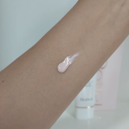 マルチ・ディフェンス UVシールド・トーンアップ/Raftel/日焼け止めクリームを使ったクチコミ(2枚目)