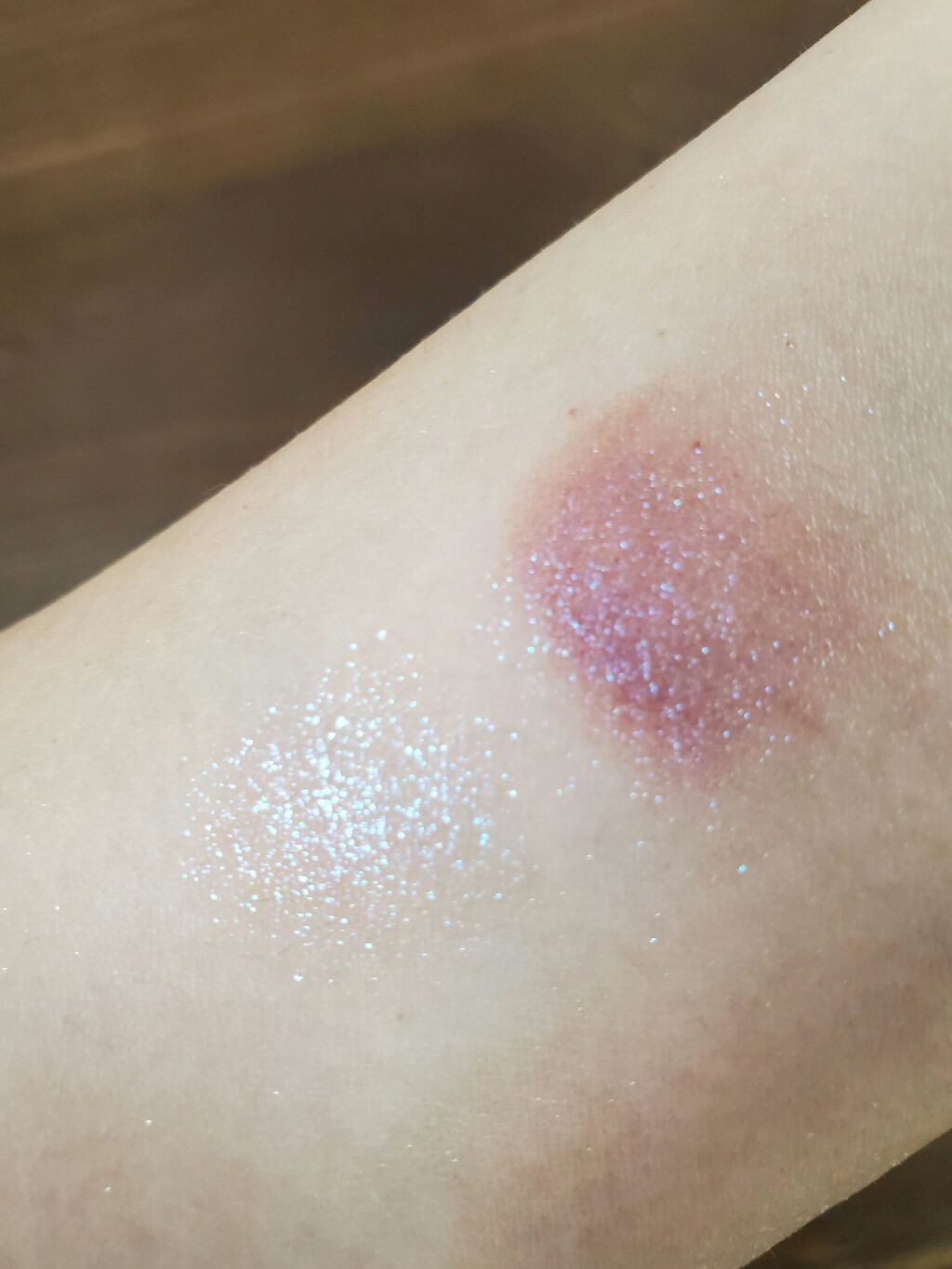 アディクション ザ アイシャドウ スパークル/ADDICTION/単色アイシャドウを使ったクチコミ（2枚目）