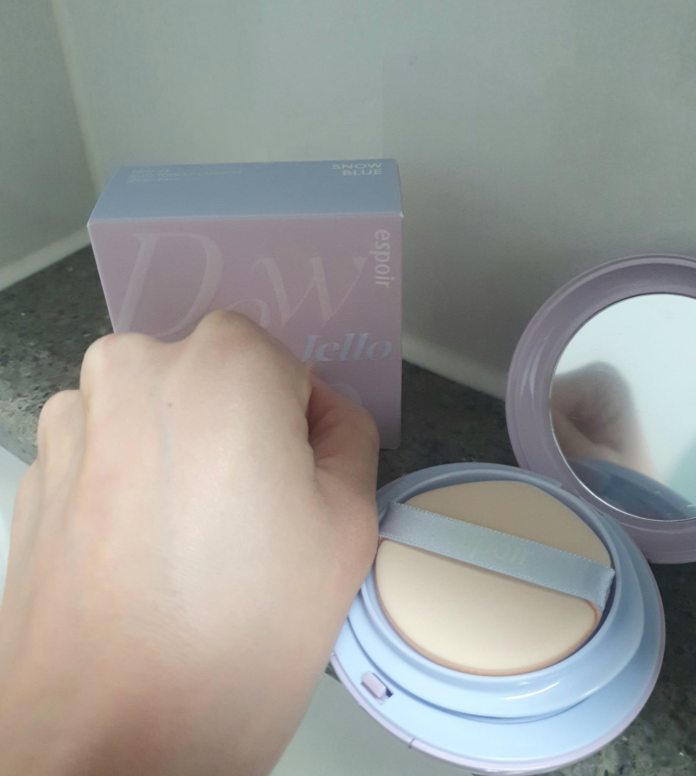 デューライクジェロー トーンアップクッション/espoir/化粧下地を使ったクチコミ(3枚目)