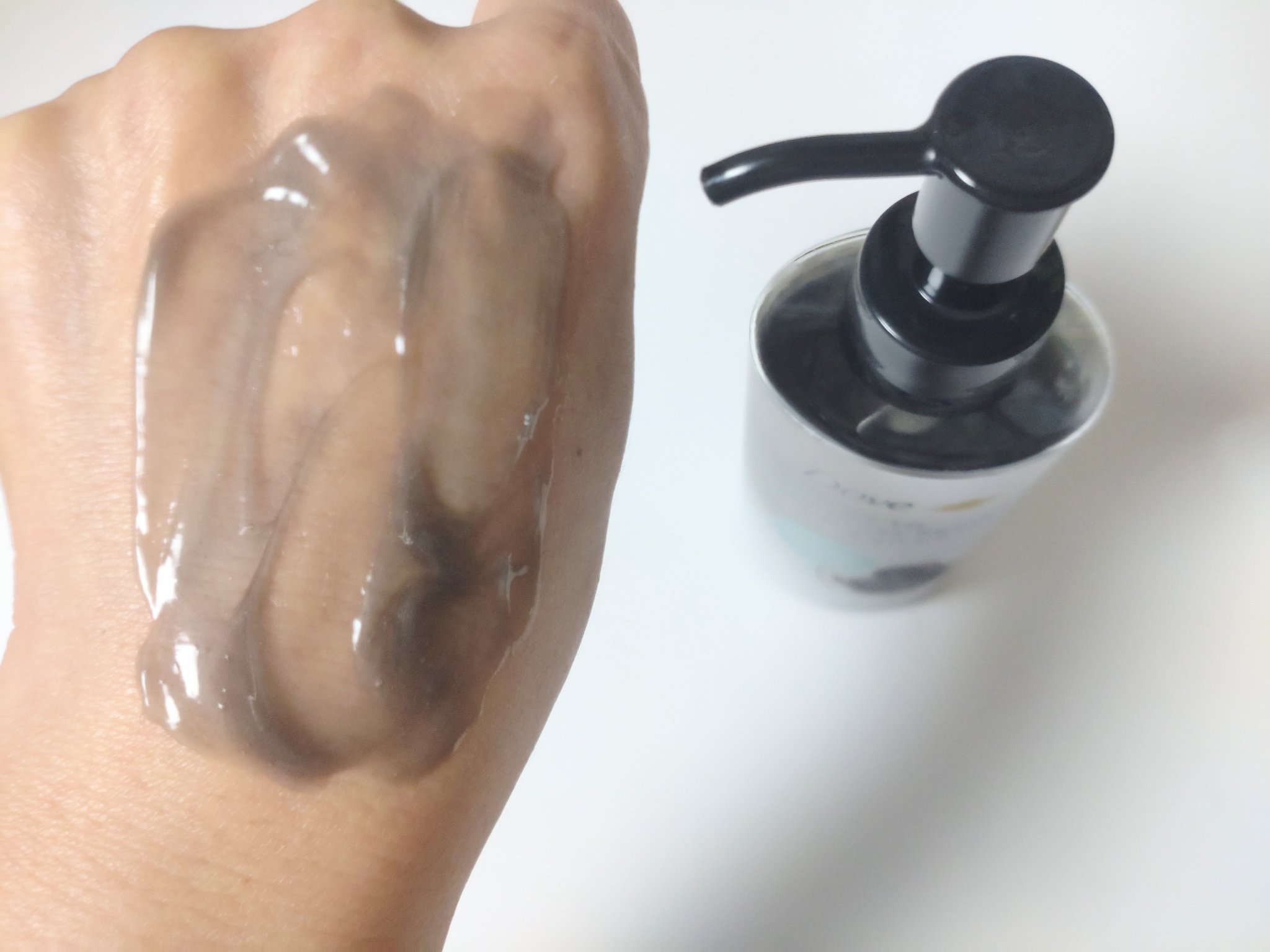 ダヴ 吸着毛穴ケア 洗顔ジェル/ダヴ/その他洗顔料を使ったクチコミ（3枚目）