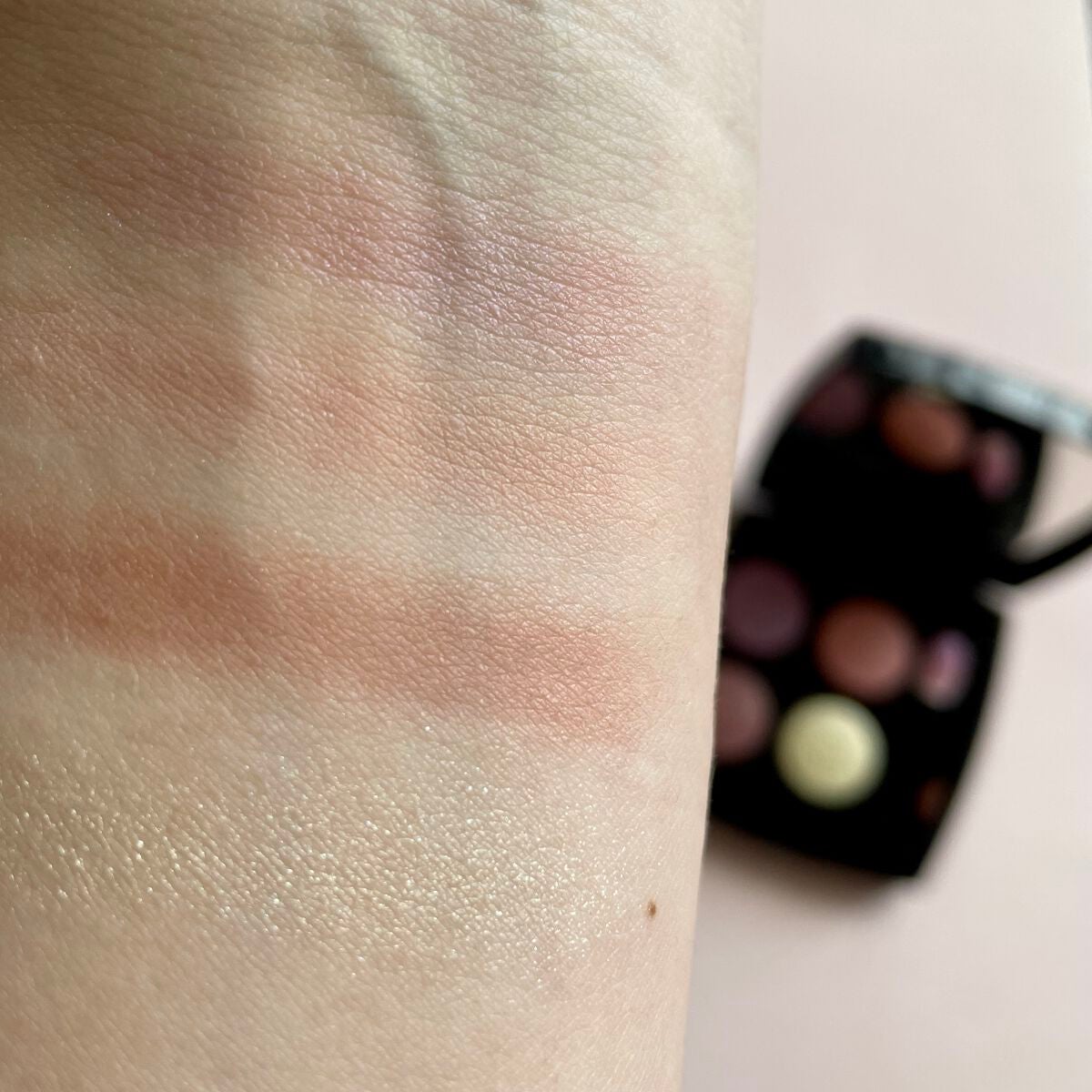 レ キャトル オンブル/CHANEL/アイシャドウパレットを使ったクチコミ(3枚目)