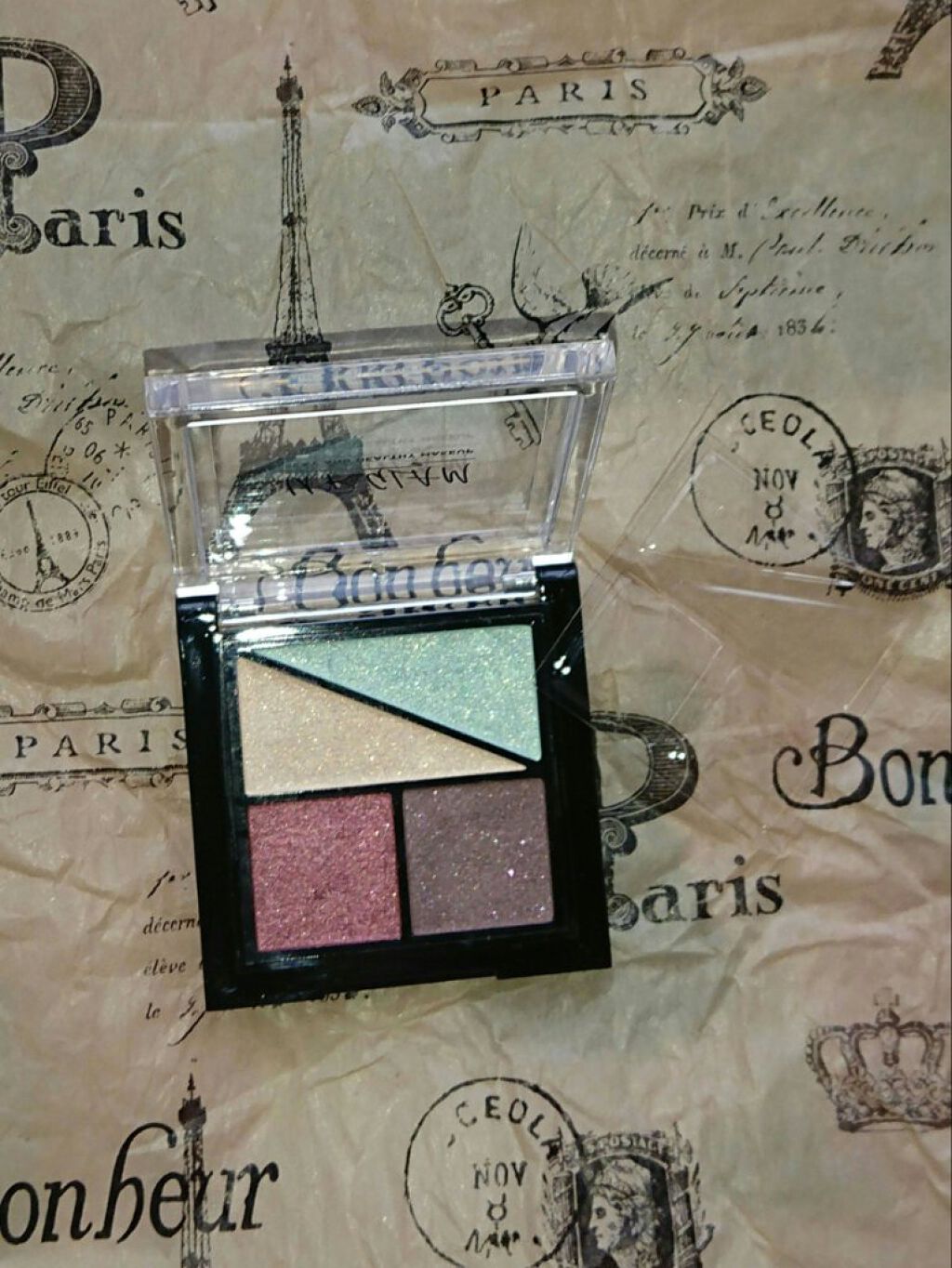 UR GLAM　VELVET EYE COLOR PALETTE スモーキーレッド/U R GLAM/アイシャドウパレットを使ったクチコミ（3枚目）