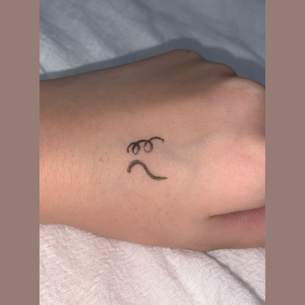 スキルレスライナー/LUMIURGLAS/リキッドアイライナーを使ったクチコミ（3枚目）