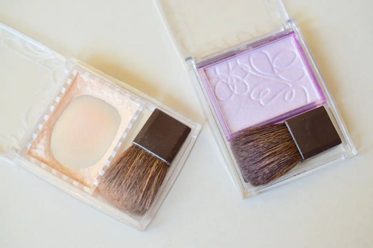 パールグロウニュアンサー/CEZANNE/パウダーハイライトを使ったクチコミ(5枚目)