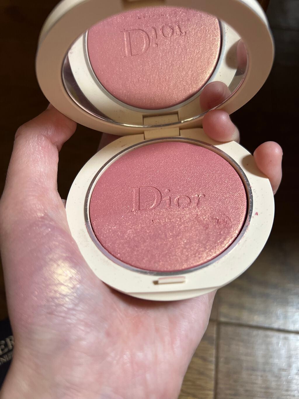 ディオールスキン フォーエヴァー クチュール ルミナイザー/Dior/プレストパウダーを使ったクチコミ(1枚目)