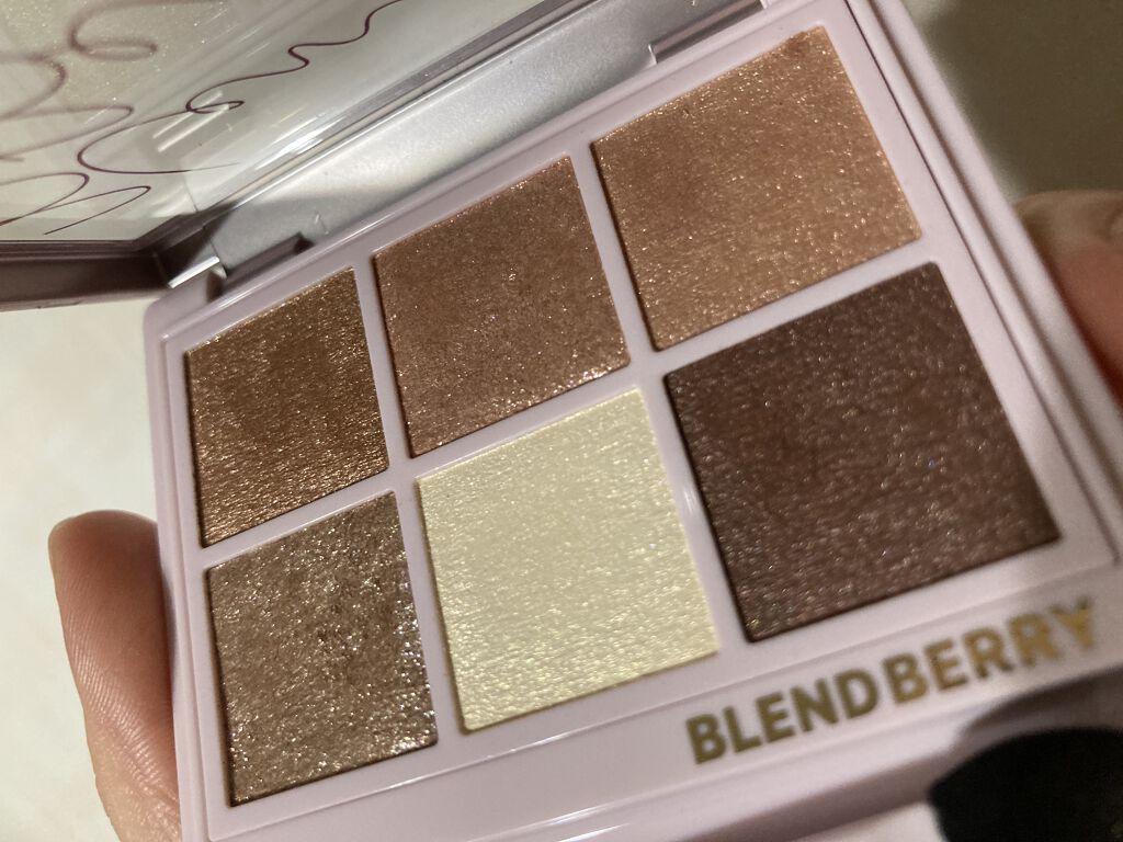 オーラクリエイション/BLEND BERRY/アイシャドウパレットを使ったクチコミ（2枚目）