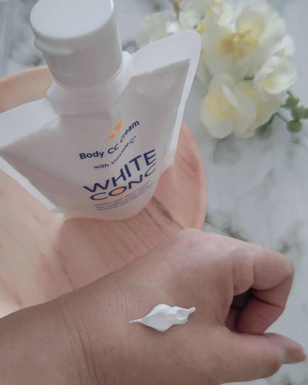 薬用ホワイトコンク ホワイトニングCC CII/ホワイトコンク/ボディクリームを使ったクチコミ(5枚目)