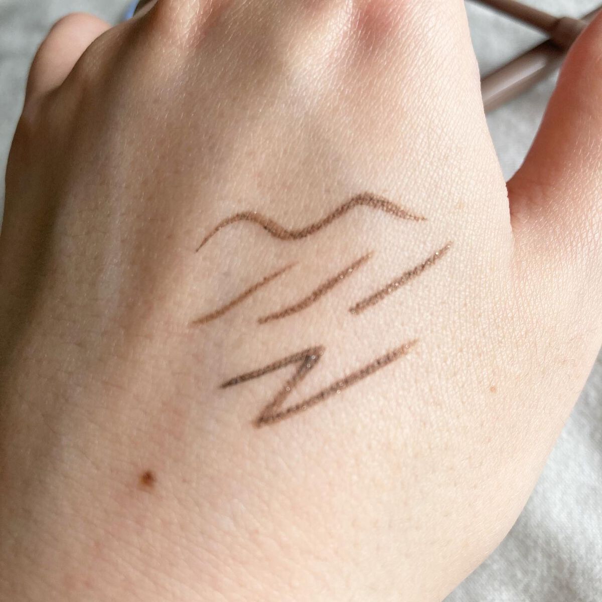 ニュアンスジェルアイライナーWP アッシュグレー/キングダム/ジェルアイライナーを使ったクチコミ（2枚目）