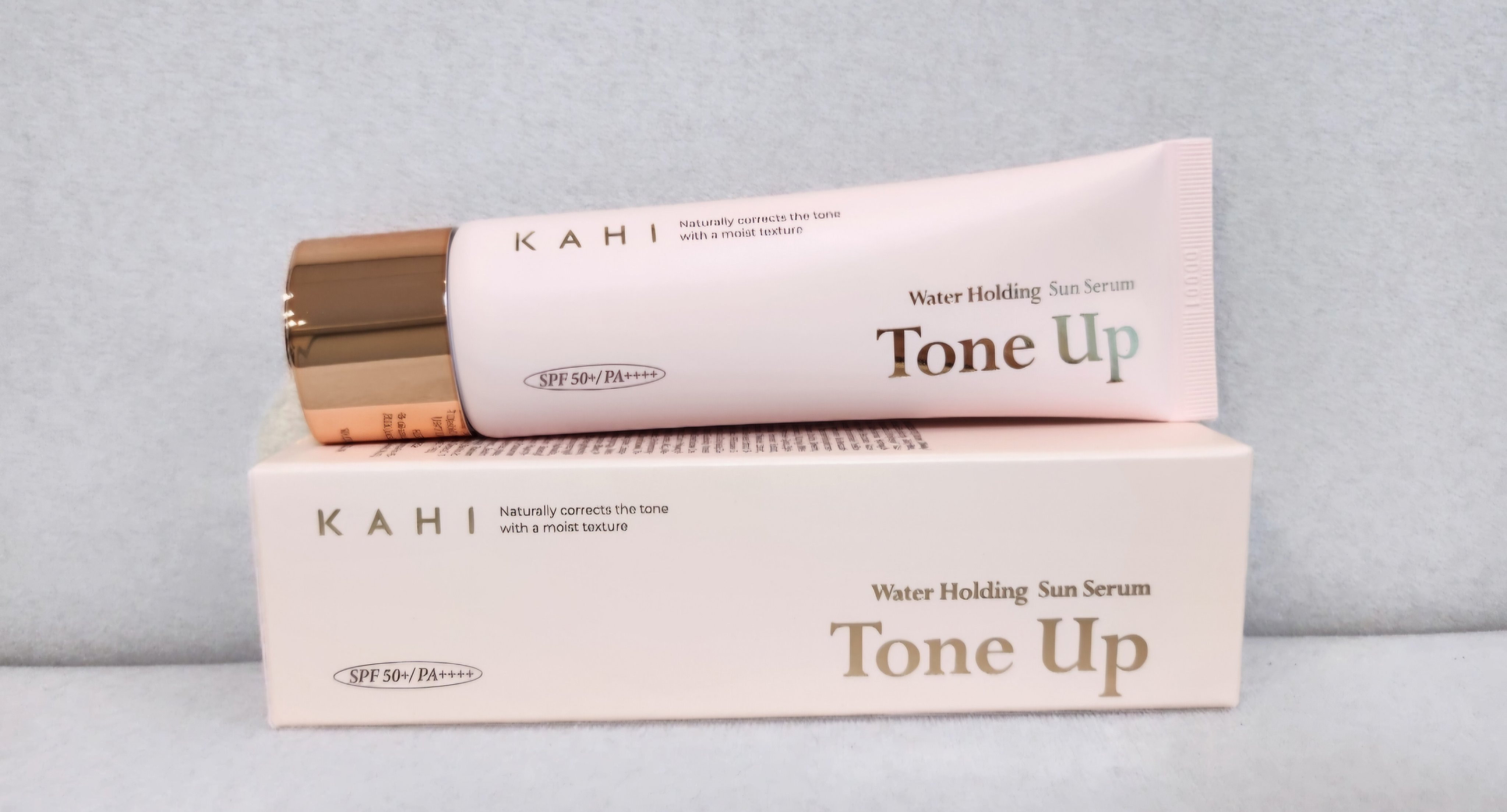 ウォーターホールディングトーンアップサンセラム/KAHI/日焼け止めローションを使ったクチコミ（1枚目）