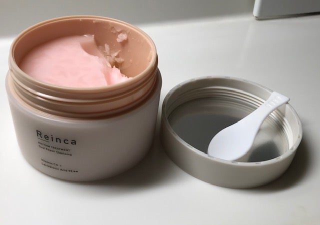 Wini on LIPS 「こちらはプレミアアンチエイジングのReinca(レインカ)シリ..」(1枚目)