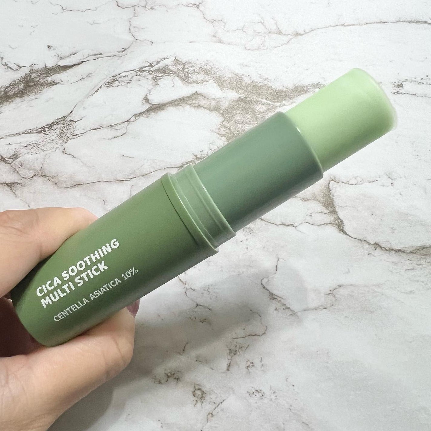 シカスージングスティック/TAGA/フェイスバームを使ったクチコミ(2枚目)