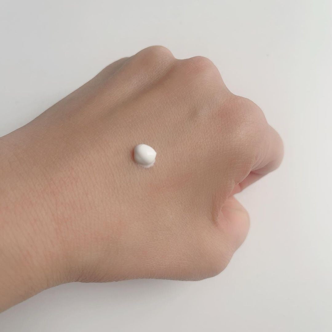 ひとりコスメ部 フォロバ100 on LIPS 「9wishesVBプレミアムトーンアップクリームを使ってみまし..」(2枚目)