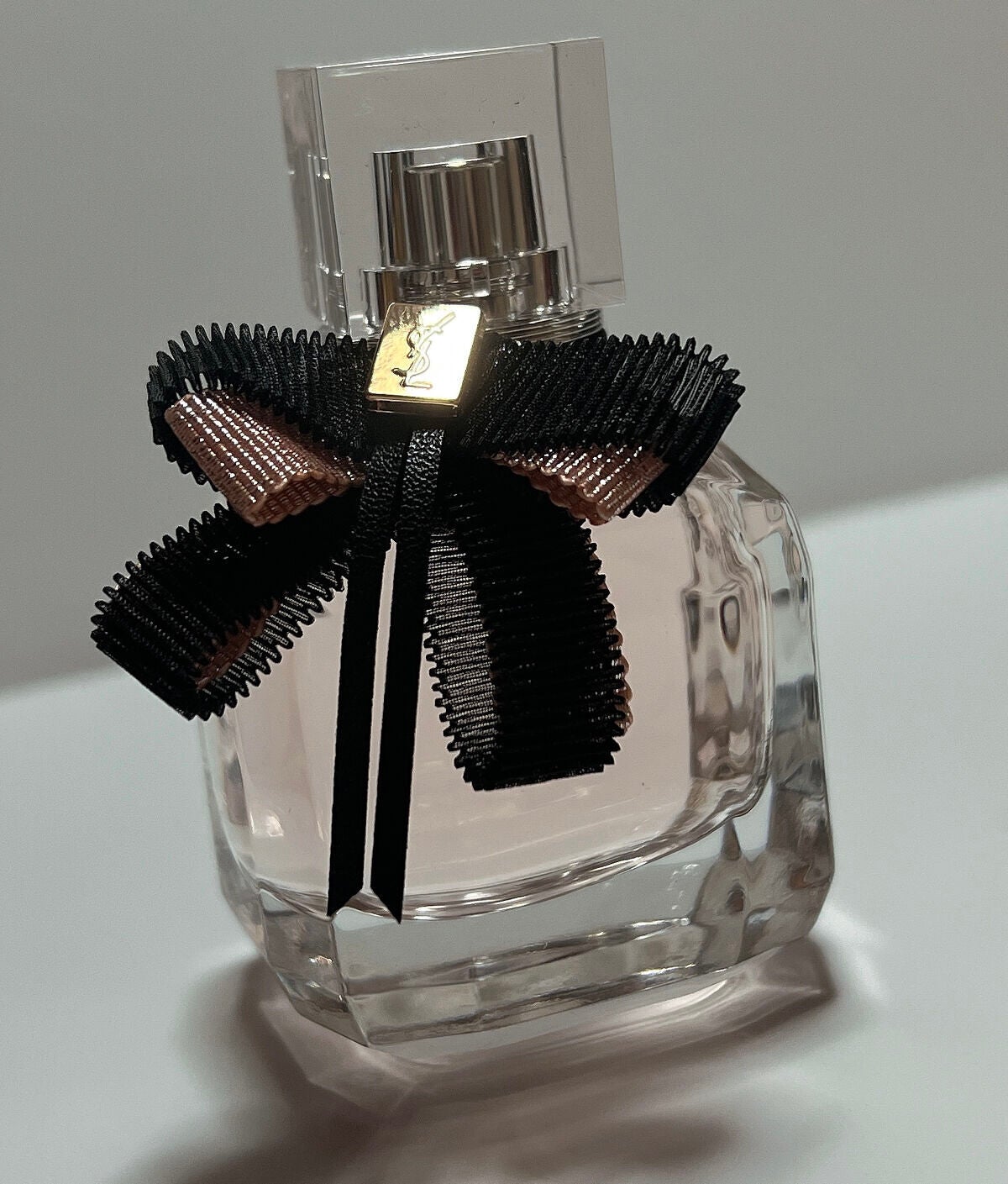 モン パリ リュミエールオーデトワレ/YVES SAINT LAURENT BEAUTE/香水(レディース)を使ったクチコミ(2枚目)