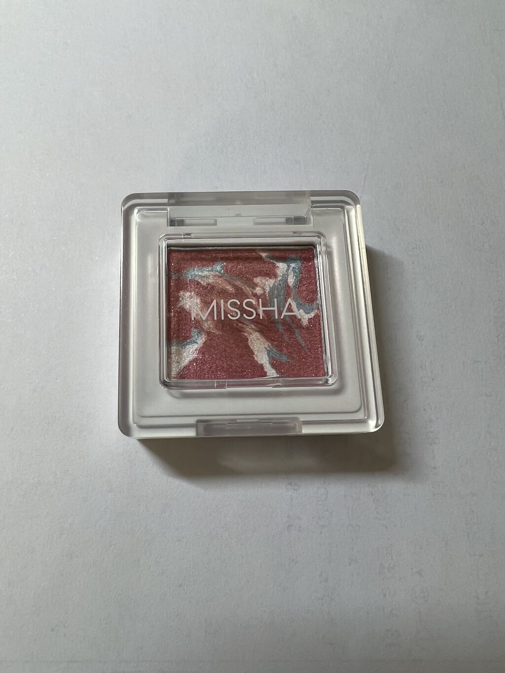 グリッタープリズム シャドウ マーブル グリッタープリズム シャドウ マーブル GPK03 ロータスプリズム/MISSHA/単色アイシャドウを使ったクチコミ（1枚目）