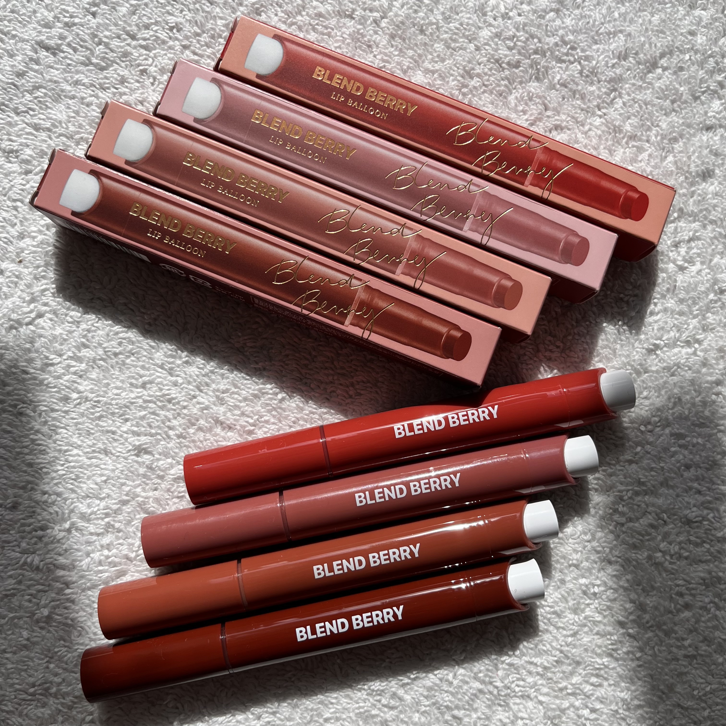 ブレンドベリー リップバルーン 002 惚気スカーレット/BLEND BERRY/口紅を使ったクチコミ（1枚目）