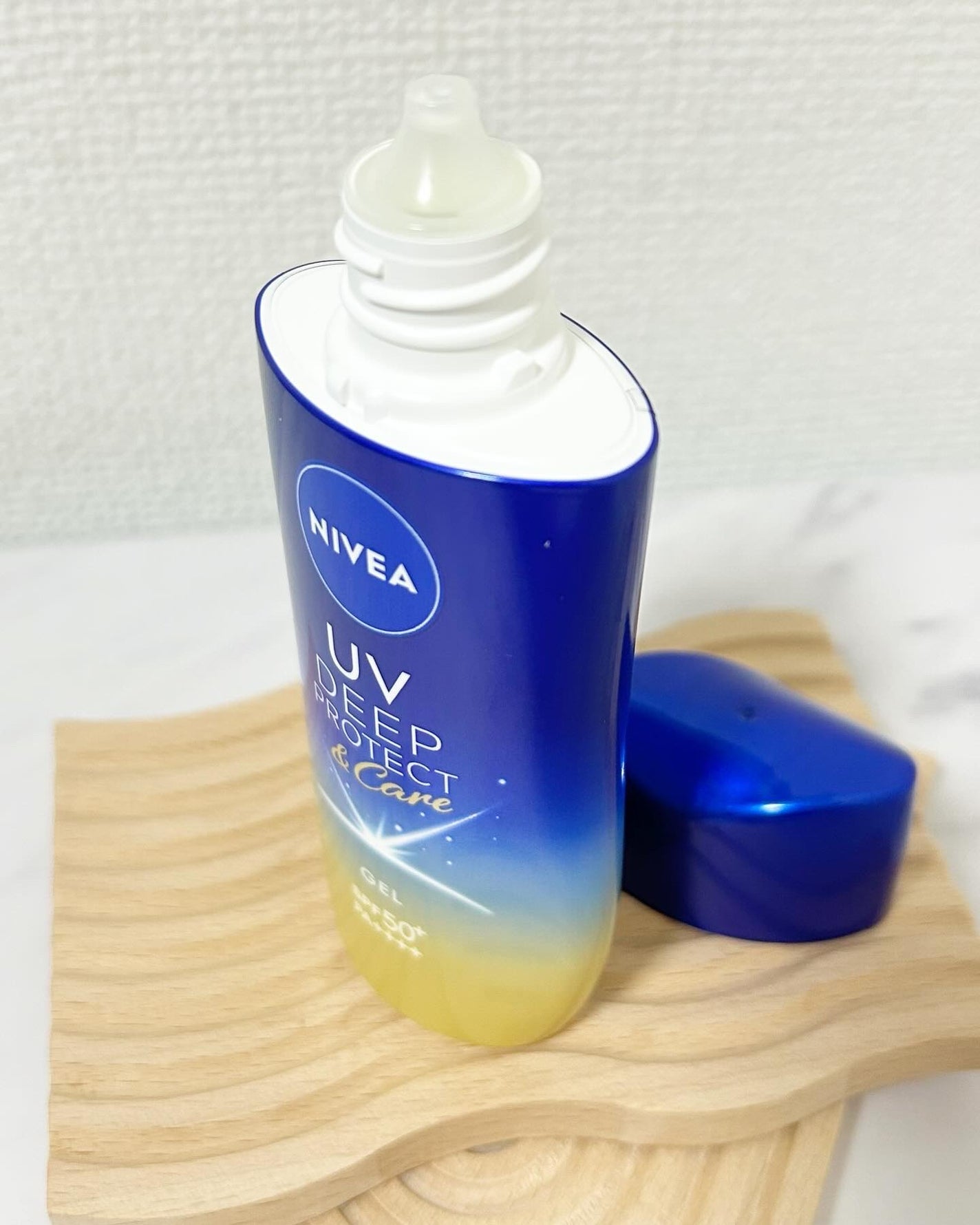 ゆんꪔ̤̮ フォロバ100 on LIPS 「, 𓂃𓈒𓏸𓂃𓈒𓏸◌ニベアUVディーププロテクト&ケアジェル💙💛..」(3枚目)