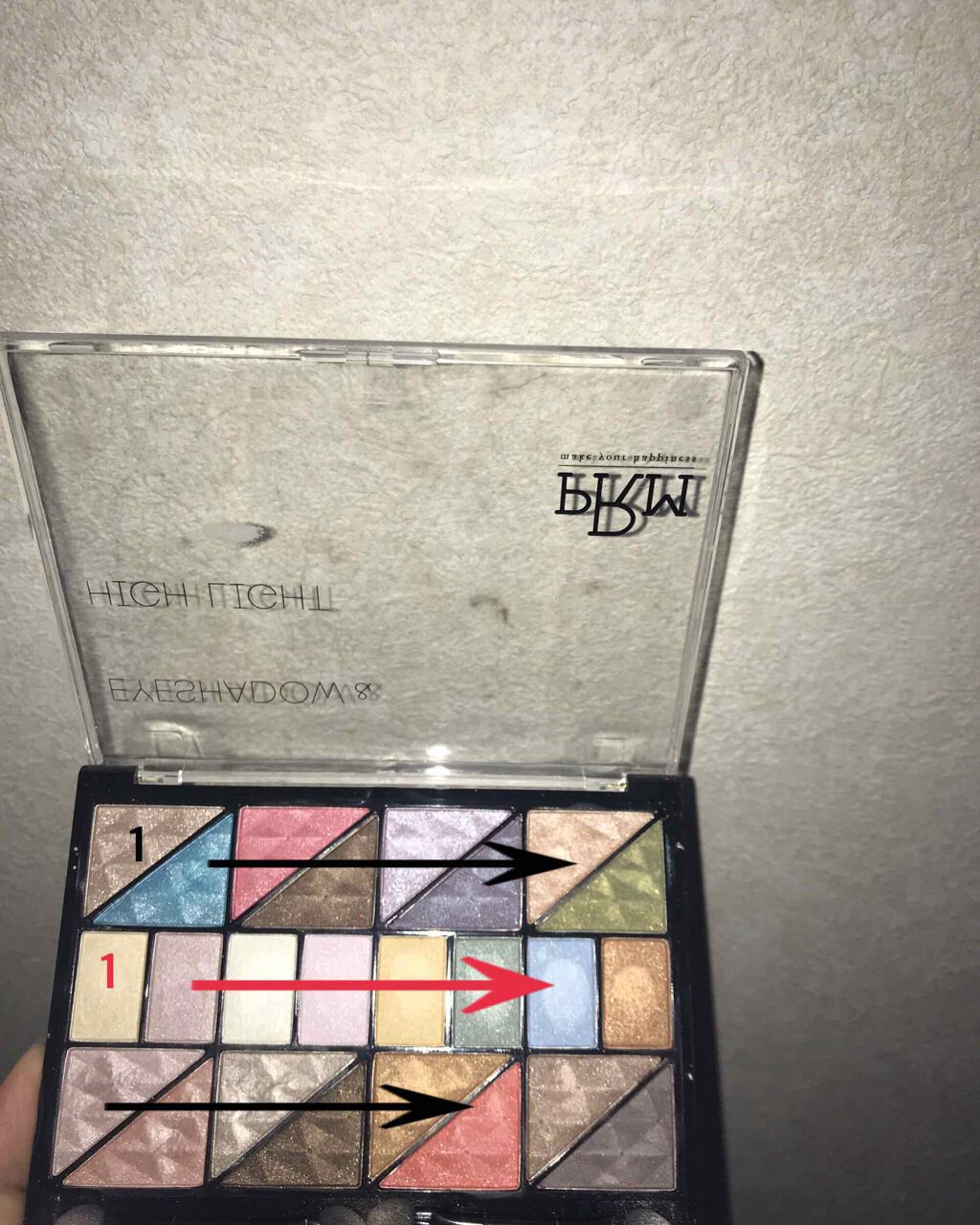 BW アイシャドウパレット PRM (サンカク)/ビューティーワールド/アイシャドウパレットを使ったクチコミ（1枚目）