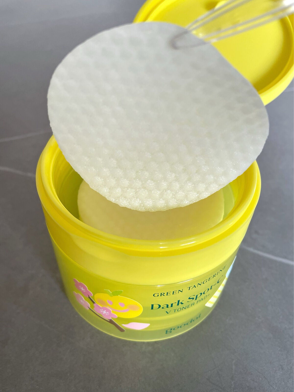 グリーンタンジェリン ビタC ダークスポットケアセラム/goodal/美容液を使ったクチコミ(5枚目)