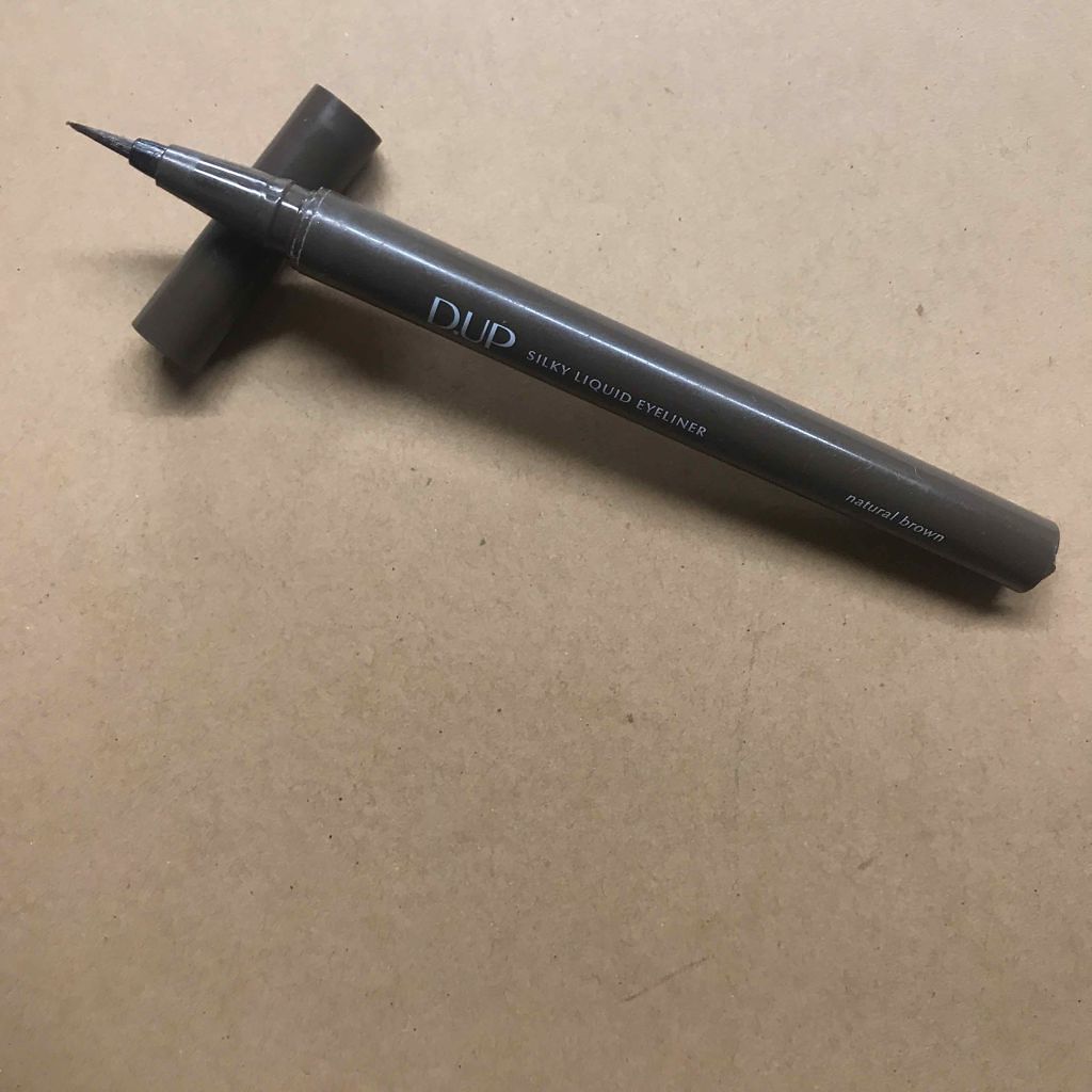 【旧品】シルキーリキッドアイライナーWP/D-UP/リキッドアイライナーを使ったクチコミ（2枚目）