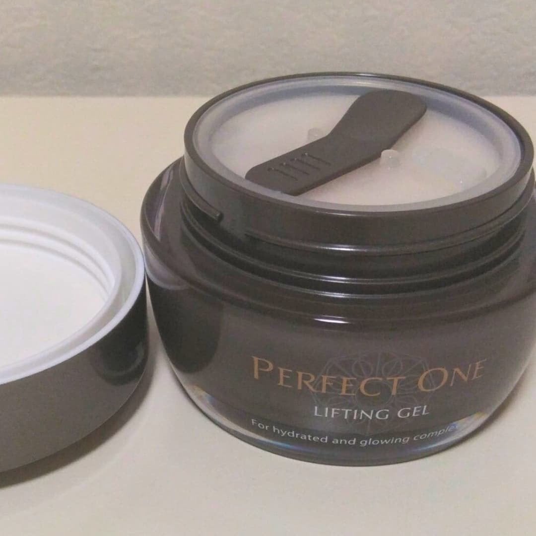 パーフェクトワン リフティングジェル/パーフェクトワン/オールインワン化粧品を使ったクチコミ(2枚目)