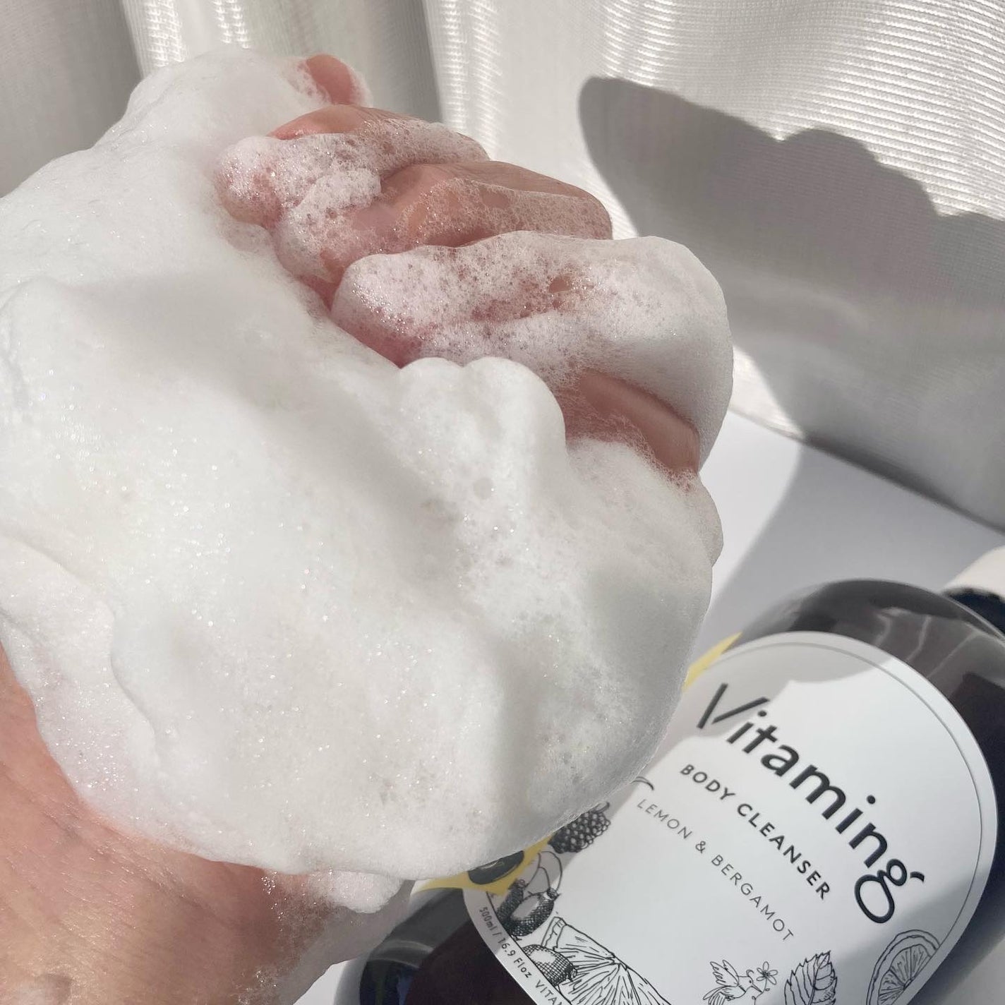 リフレッシングボディソープ(レモン&ベルガモットの香り)/Vitaming/ボディソープを使ったクチコミ(5枚目)