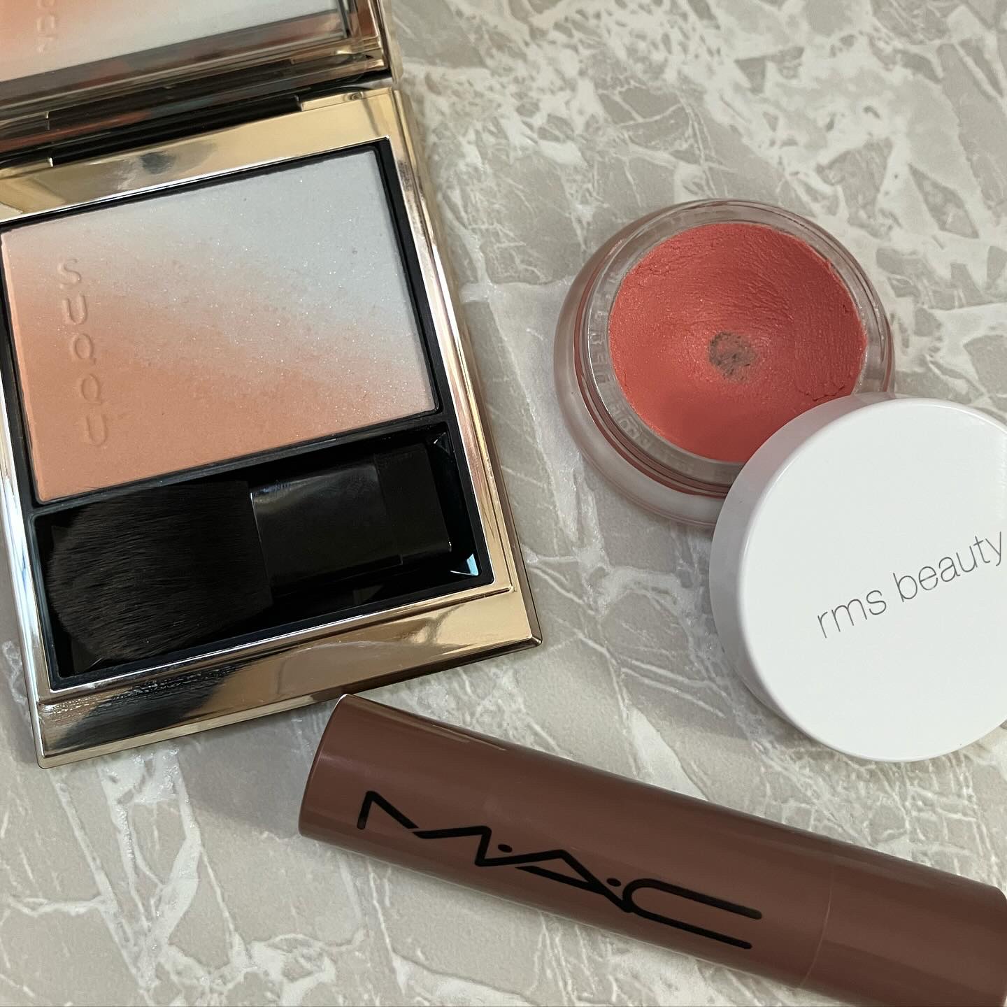 リップチーク ロストエンジェル/rms beauty/ジェル・クリームチークを使ったクチコミ（3枚目）