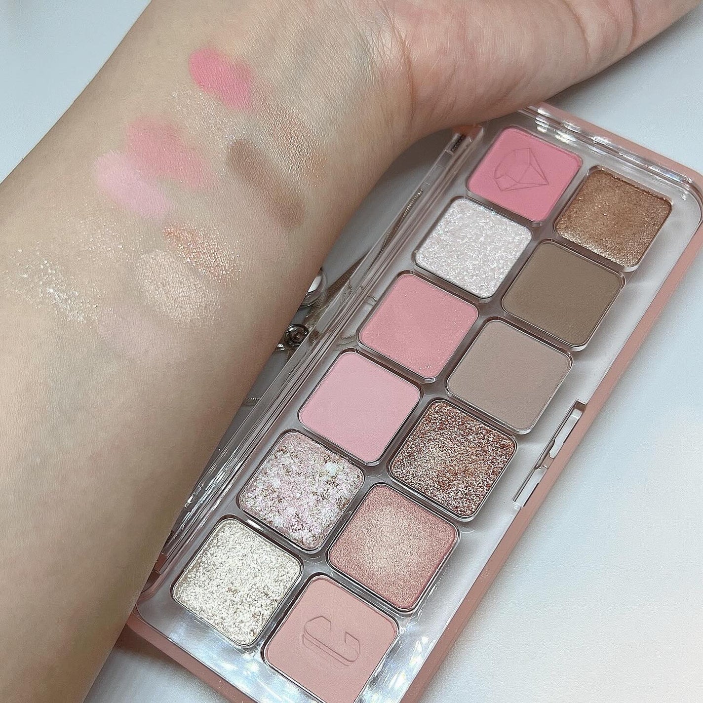 プロ アイ パレット エアー/CLIO/アイシャドウパレットを使ったクチコミ(4枚目)