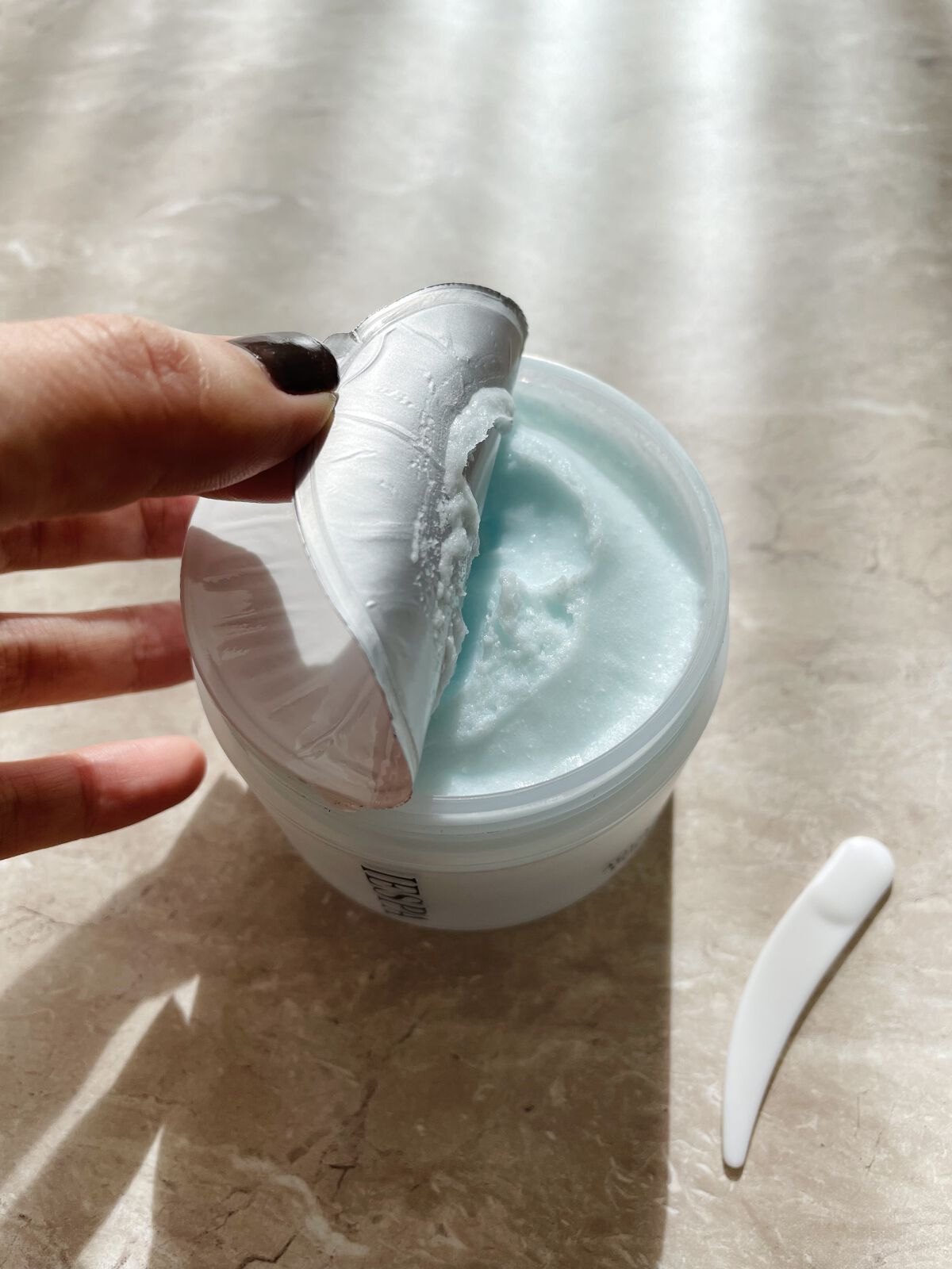 アクアフェイスポリッシャー/イエスパ/スクラブ・ゴマージュを使ったクチコミ（3枚目）