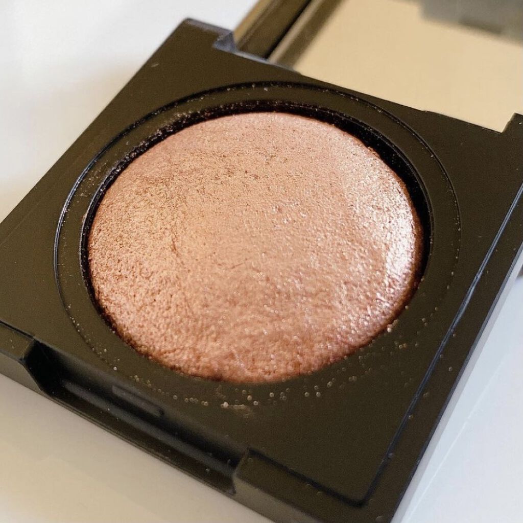 プリズム エアー シャドウ 14 PINK SHELL/CLIO/単色アイシャドウを使ったクチコミ（3枚目）